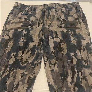 PAIGE The Edgemont Camouflage Zip Pocket Madagascar Safari StretchJean Size 27